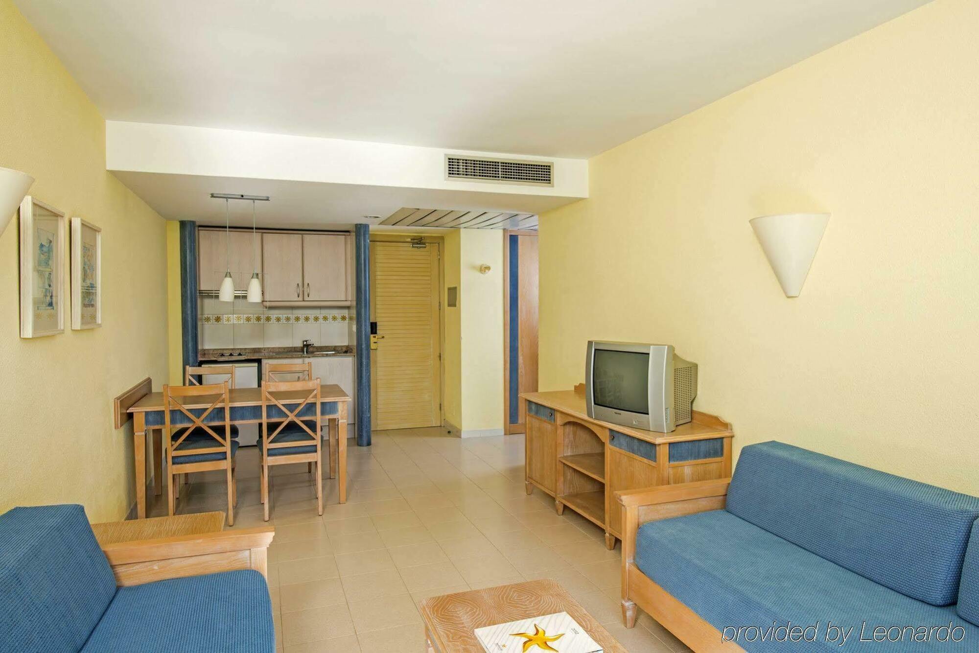 Iberostar Cristina Hotel
